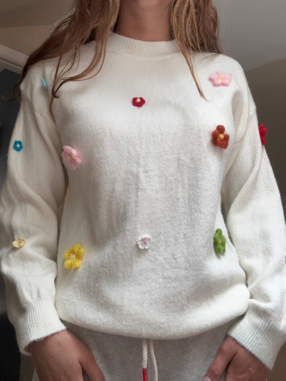 VRG Girl 3D Floral White Sweater Size M/L